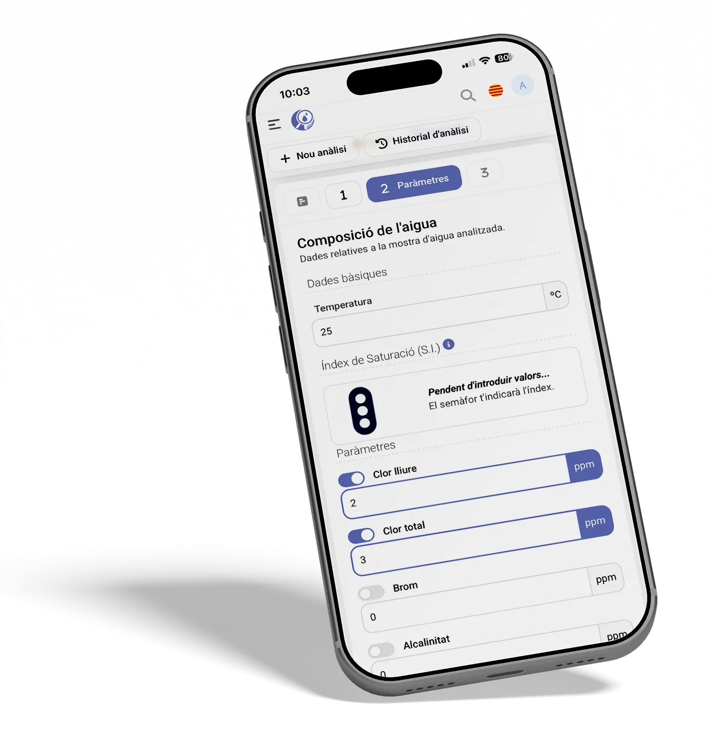 Smartphone amb BonPool obert al pas de l'anàlisi de l'aigua.